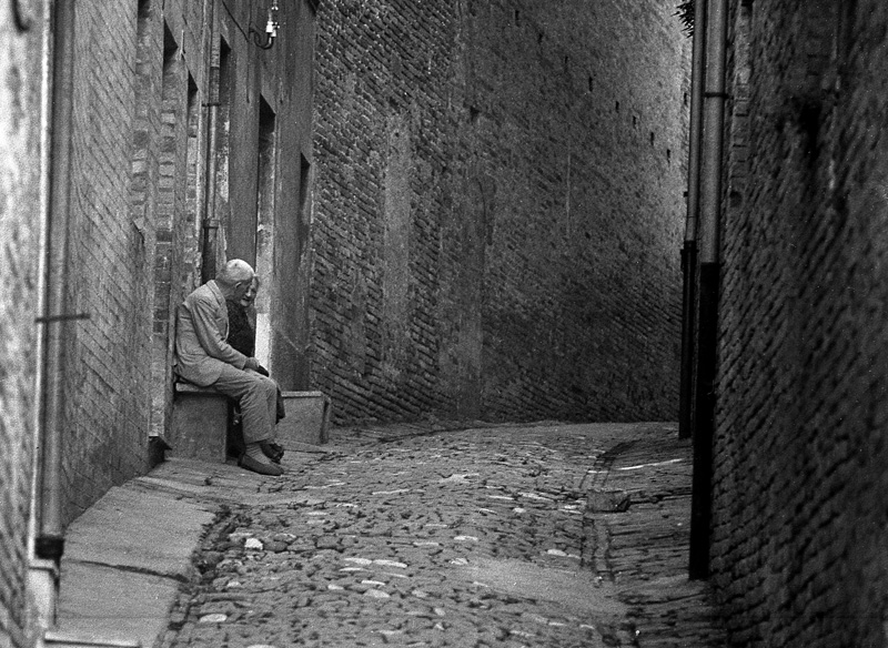 Riposo nel vicolo