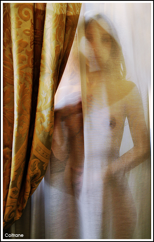 Il sogno dietro una tenda