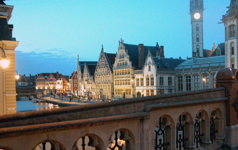 Belgio..Gant di sera
