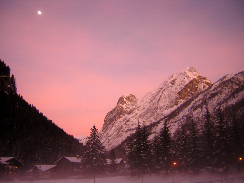 ...Tramonto a Canazei...