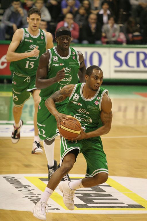 in fila per 3 col resto...