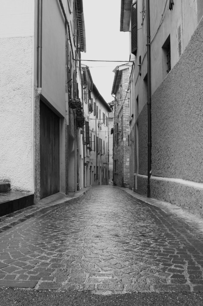 Per le antiche strade