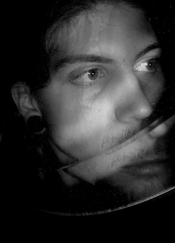 allo sepcchio (A.R.)