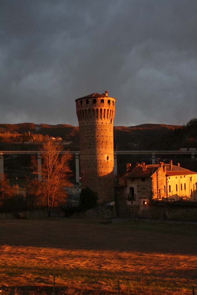 tramonto sulla torre