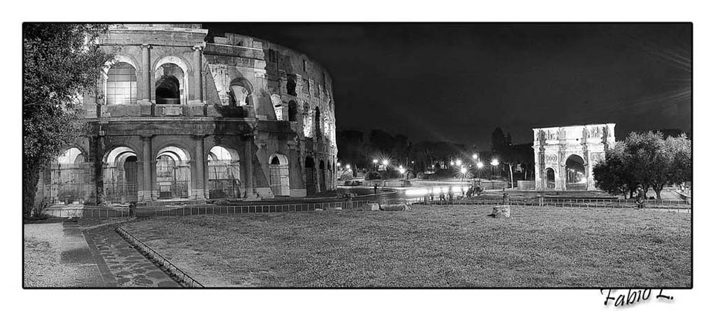 il colosseo di notte