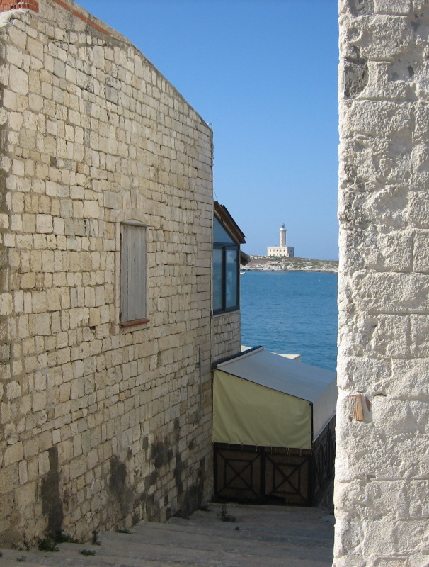 Il mare oltre i muri