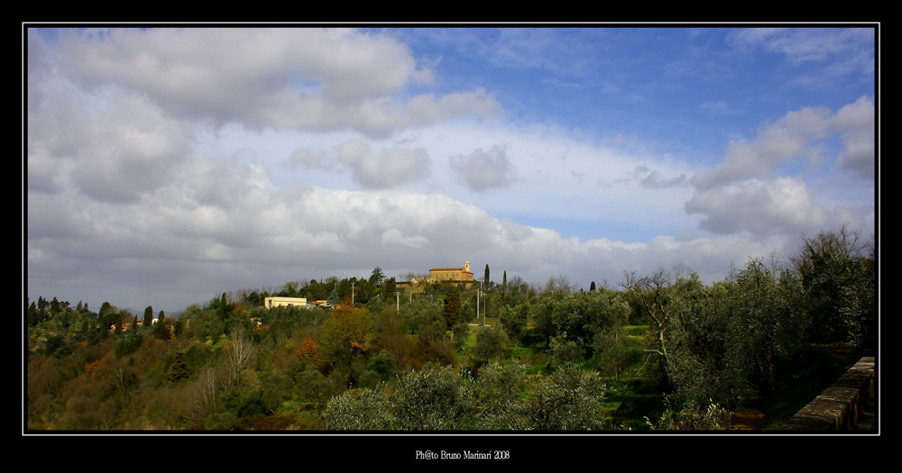Veduta del Santuario di Ripaia Treggiaia (PI)