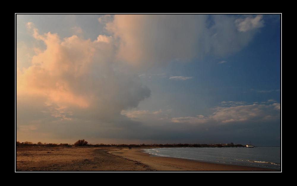 Passeggiata tra mare e cielo...