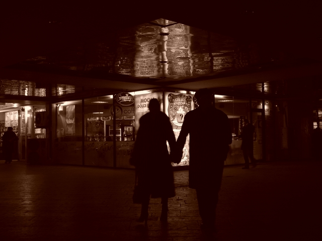 nel sottopassaggio - piata universitate - bucarest 2008