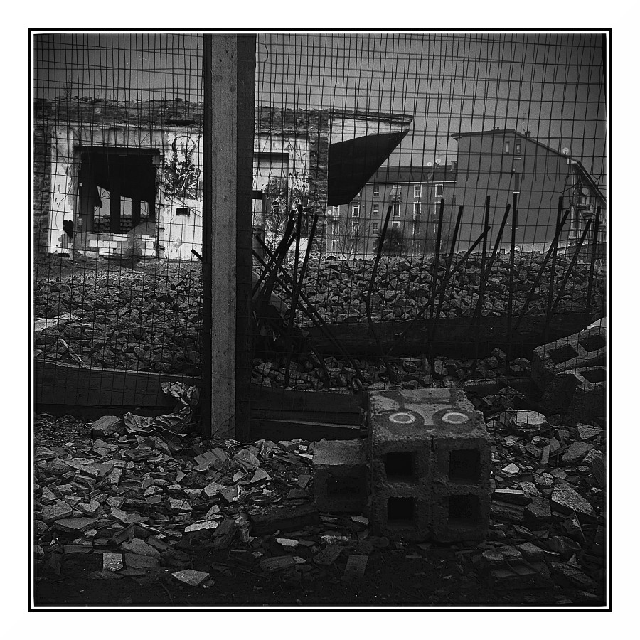 Bianco & Nero con detriti