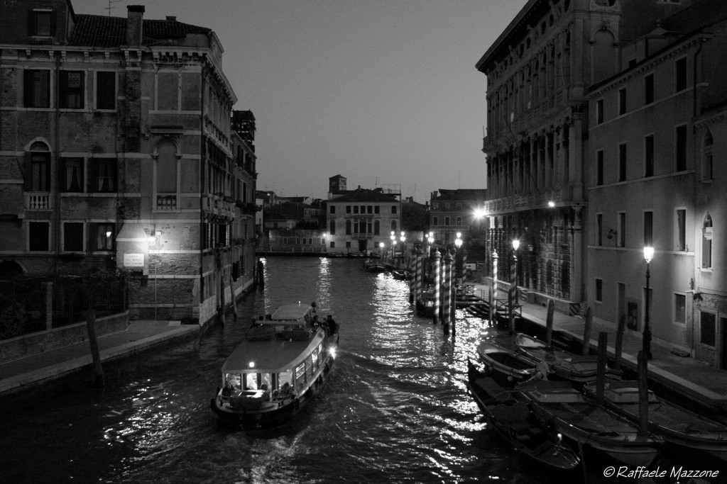 Venezia by night