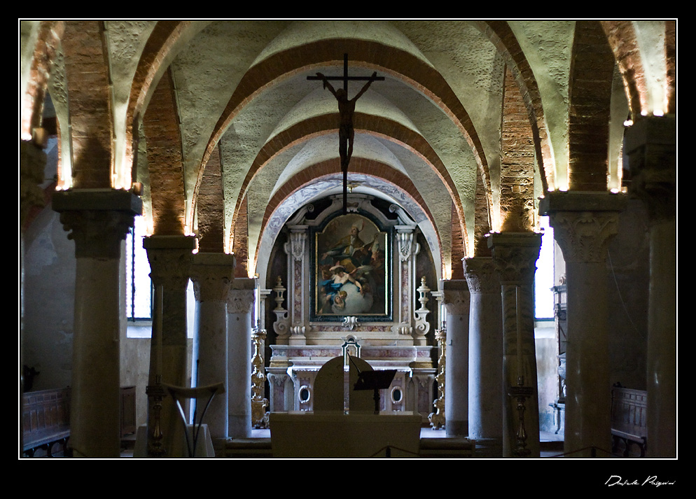 Cripta del duomo di Parma