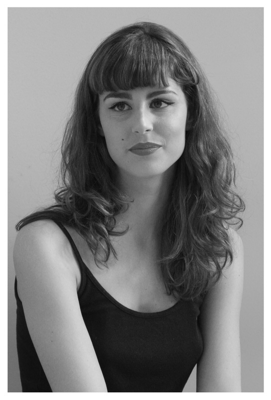 Photoshow 2008: Modella in stand-by