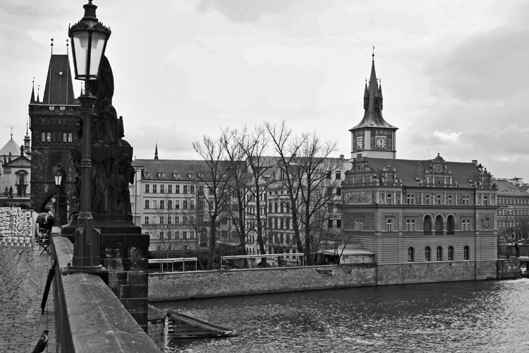 Praga dal ponte Carlo