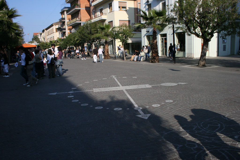 busso la sul pavimento