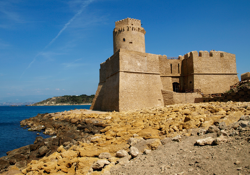 Le Castella