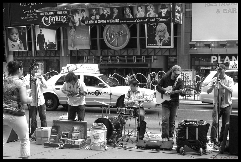 ambulanti o megastore ?