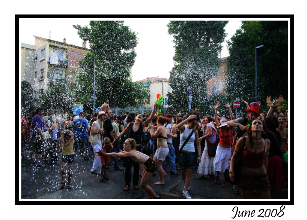 Street Shower (Color)