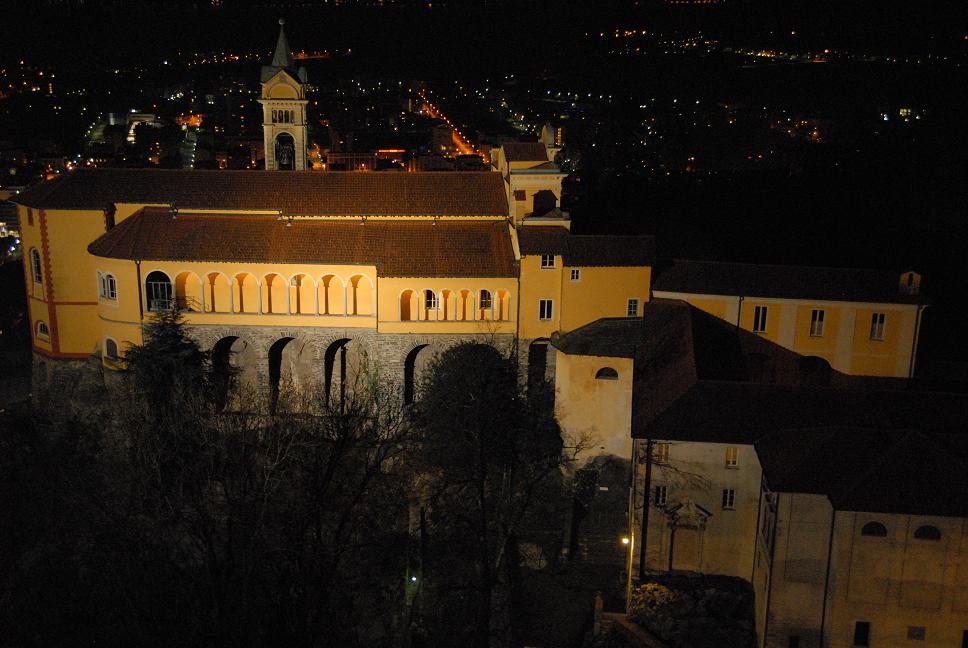 madonna del sasso notte