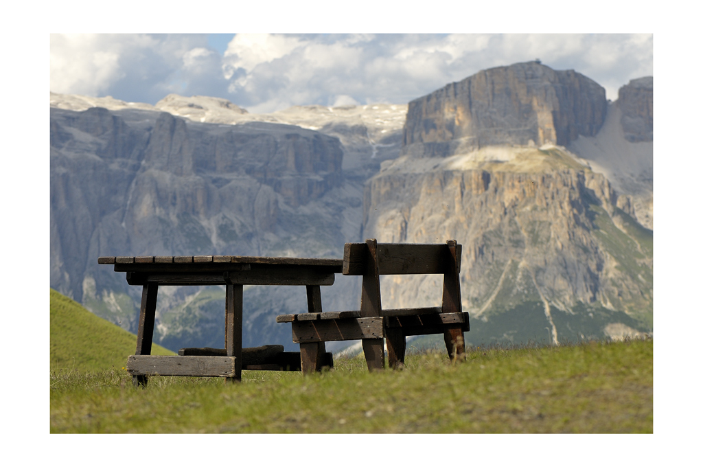 Riposare guardando il Pordoi