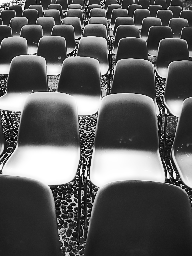 Sedetevi che c'� posto...