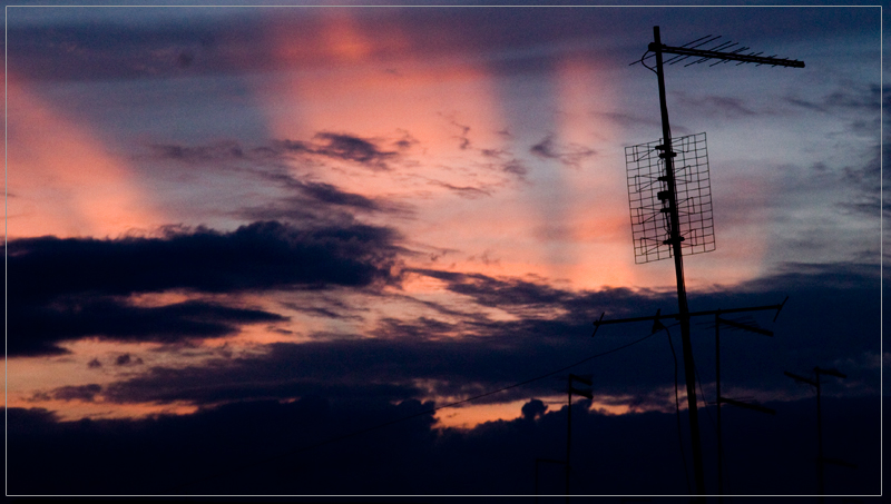 Tramonto con antenne