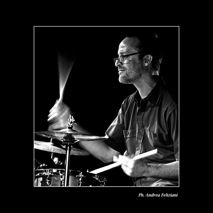 Michael Sarin - Up the drumstick