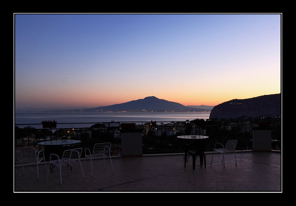 Qui dove il mare luccica....