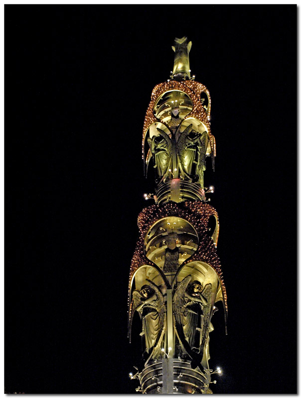 tradizioni attoII�..La macchina di Santa Rosa VT