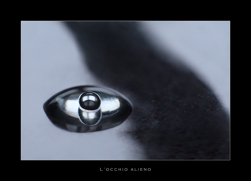 l'occhio alieno