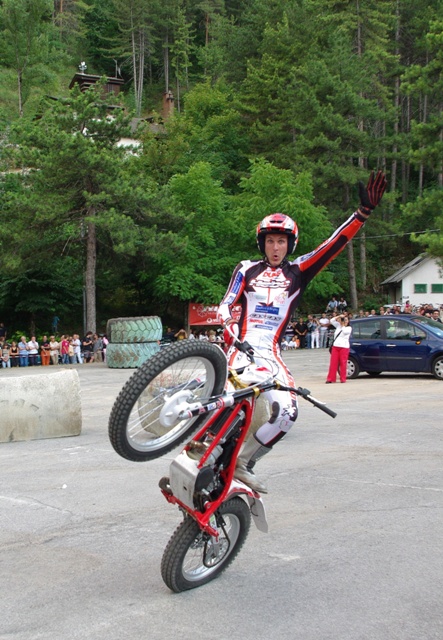 Steve Colley( campione moto acrobatiche )