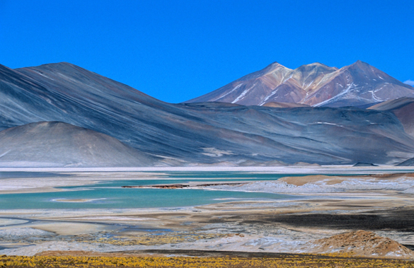 altra immagine della laguna caliente in cile