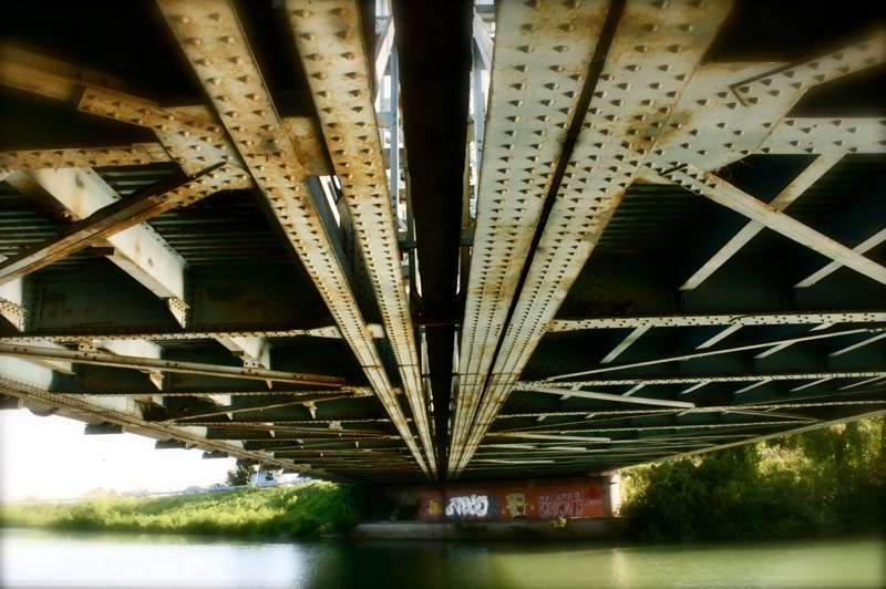 sotto il ponte di volta