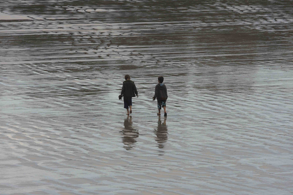 gar�ons e bassa marea..