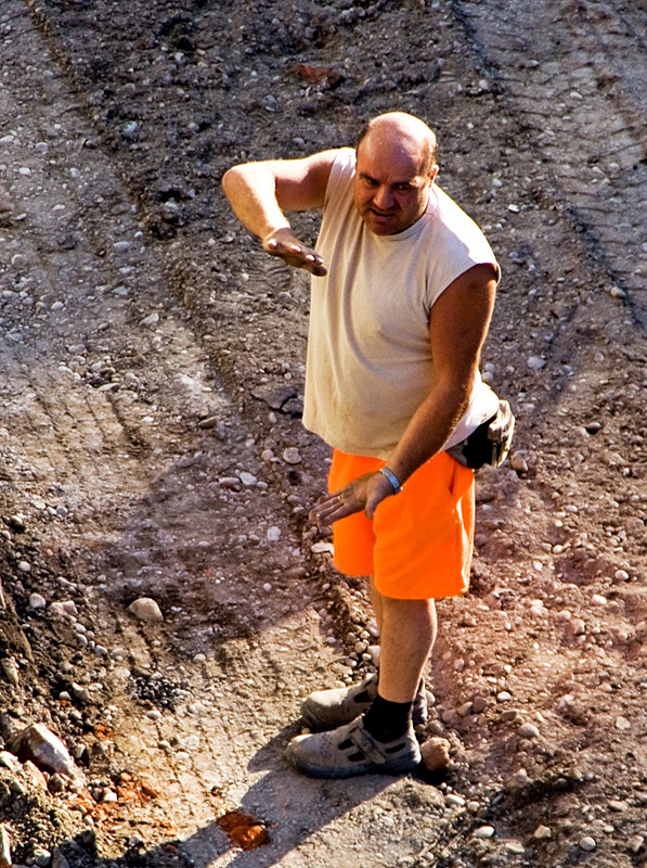 se non smetti di fotografarmi ti riduco cos�