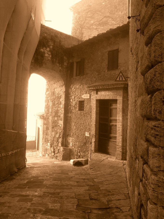 ARCO MEDIEVALE