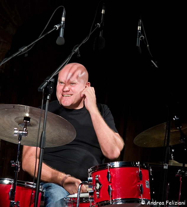 Roberto Gatto- brush and sticks