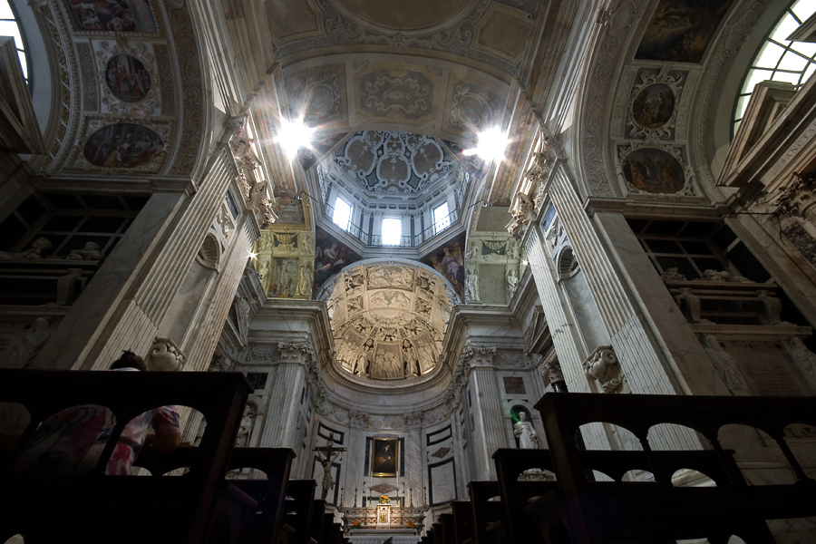 San Pietro in Banchi, Genova, centro storico