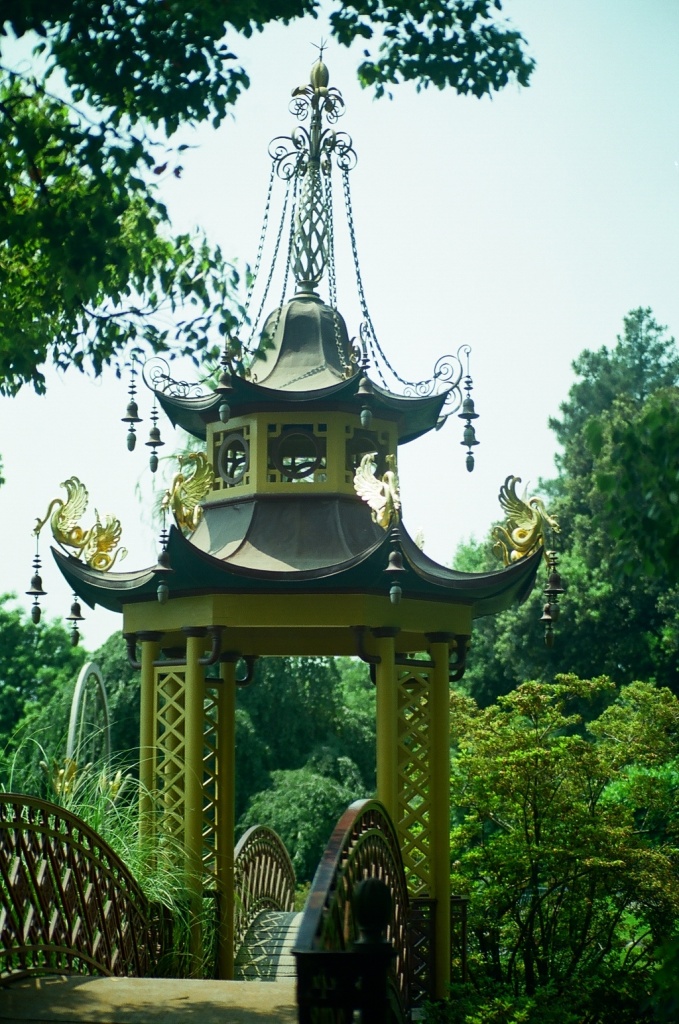 Villa Durazzo-Pallavicini - Padiglione in stile cinese sul Lago Grande