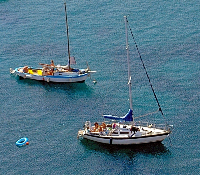 Ognuno ormeggia ci� che pu�!!!