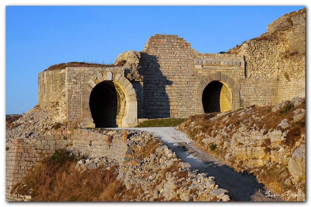 Alba a forte Campomolon.