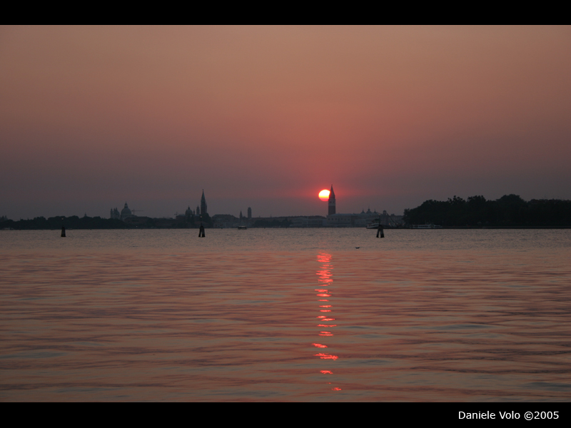 Tramonto dietro San Marco