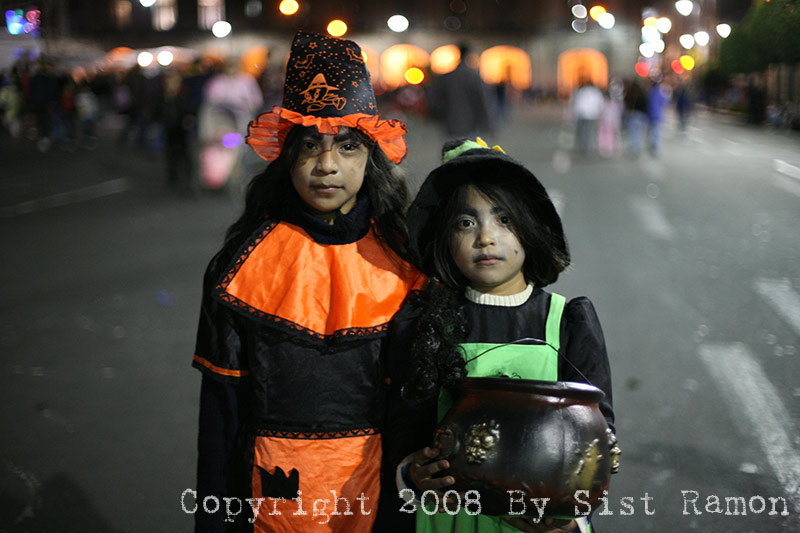Los Dias de los Muertos (Halloween in mexico)