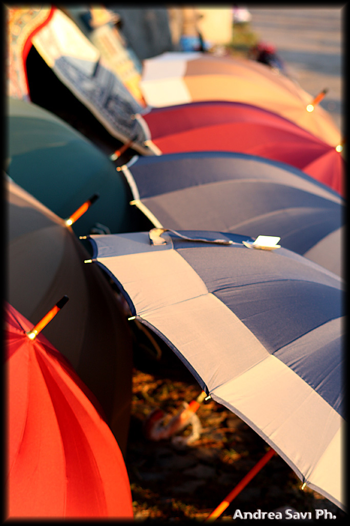 Ombrelli al tramonto