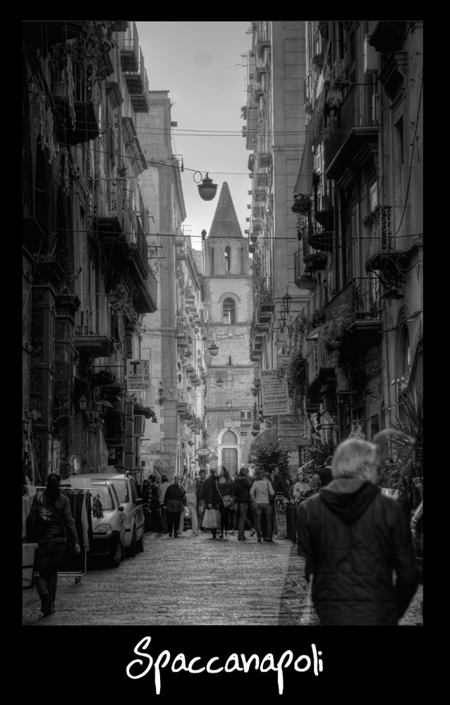 SPACCANAPOLI