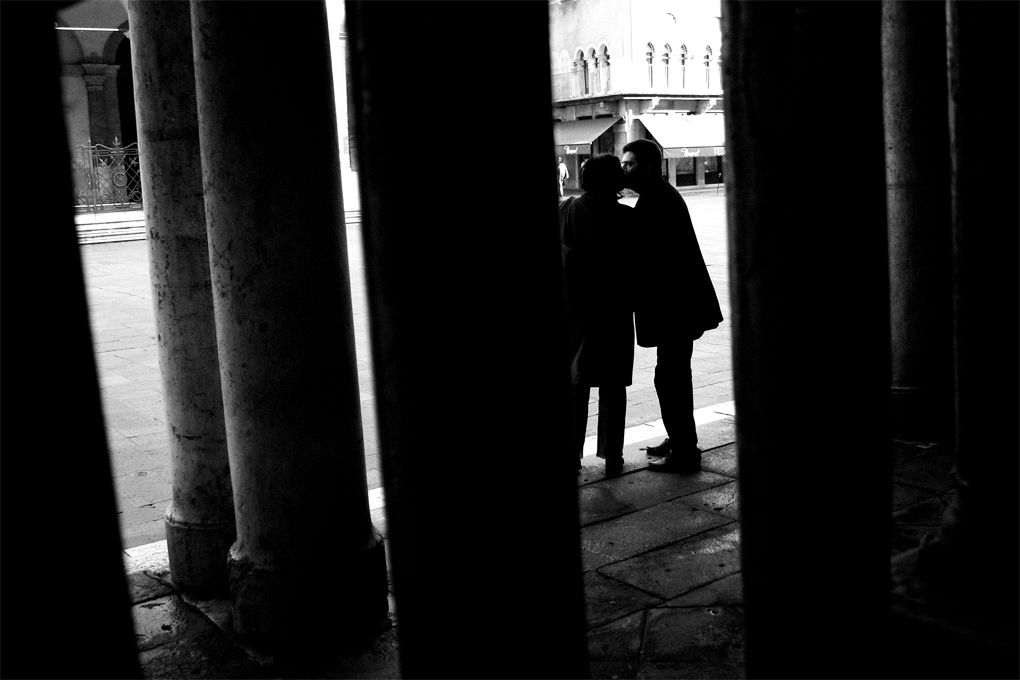 Bacio tra  colonne palladiane