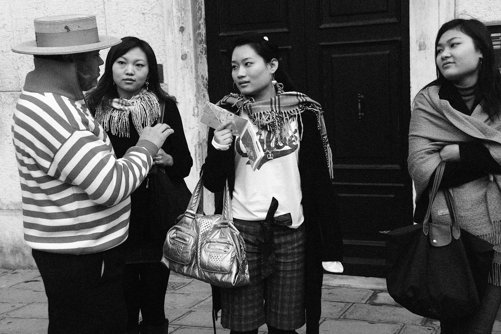 Gondoliere con turisti