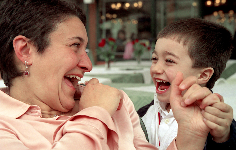 anna e carmine ridono