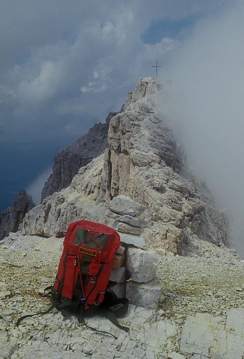 ...IN VETTA...SOLO...