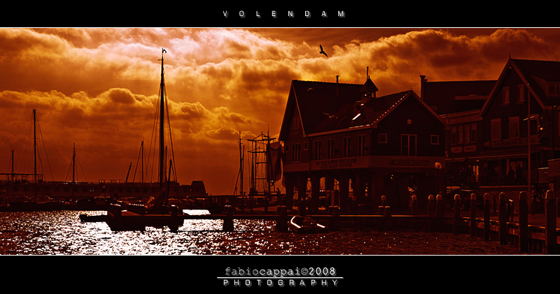 :: VOLENDAM (HOLLAND)...